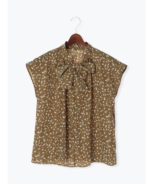 Te chichi（テチチ）の「デシン柄ボウタイブラウス（シャツ/ブラウス・レディース・ブラック/キャメル/ネイビー・ﾌﾘ-）」の8枚目の写真