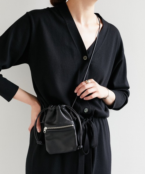 mormyrus（モルミルス）の「【MORMYRUS】ポーチショルダー/別注カラーあり（ショルダーバッグ・レディース・ブラック/ベージュ・FREE）」の3枚目の写真