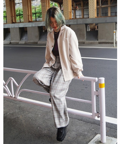 179/WG(イチナナキュウダブルジー)の「アニマルグラフィックシャツ(シャツ/ブラウス・レディース・チャコールグレー/ベージュ・MEDIUM)」の8枚目の写真