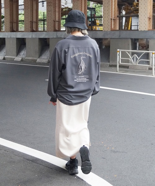 179/WG(イチナナキュウダブルジー)の「アニマルグラフィックシャツ(シャツ/ブラウス・レディース・チャコールグレー/ベージュ・MEDIUM)」の3枚目の写真