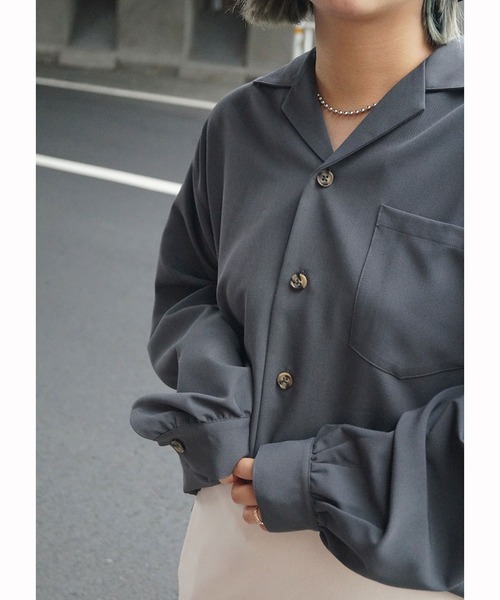 179/WG(イチナナキュウダブルジー)の「アニマルグラフィックシャツ(シャツ/ブラウス・レディース・チャコールグレー/ベージュ・MEDIUM)」の5枚目の写真