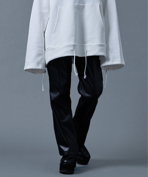 Ellno Loset（エルノロゼット）の「サイドジップビーガンレザーパンツ（その他パンツ・メンズ・ブラック・MEDIUM/LARGE）」の13枚目の写真