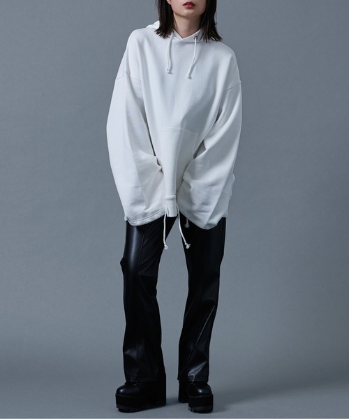 Ellno Loset（エルノロゼット）の「サイドジップビーガンレザーパンツ（その他パンツ・メンズ・ブラック・MEDIUM/LARGE）」の8枚目の写真