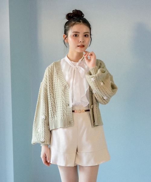 OLIVE des OLIVE（オリーブデオリーブ）の「裾ラッフルベルト付ショートパンツ（その他パンツ・レディース・オフホワイト/ブラック/アイボリー・FREE）」の7枚目の写真