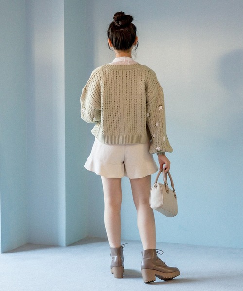 OLIVE des OLIVE（オリーブデオリーブ）の「裾ラッフルベルト付ショートパンツ（その他パンツ・レディース・オフホワイト/ブラック/アイボリー・FREE）」の21枚目の写真