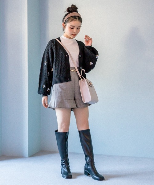 OLIVE des OLIVE（オリーブデオリーブ）の「裾ラッフルベルト付ショートパンツ（その他パンツ・レディース・オフホワイト/ブラック/アイボリー・FREE）」の13枚目の写真