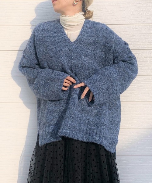 Q（キュー）の「MIXヤーン Vネックリンキンニット（ニット/セーター・レディース・ワインレッド/ライトグレー/ブルー/チャコールグレー・MEDIUM）」の3枚目の写真