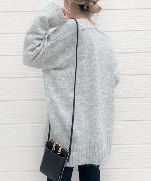 Q（キュー）の「MIXヤーン Vネックリンキンニット（ニット/セーター・レディース・ワインレッド/ライトグレー/ブルー/チャコールグレー・MEDIUM）」の2枚目の写真