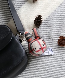 Miffy（ ミッフィー）の「BON TON TOYS バッグチャーム Miffy Check（キーホルダー・キッズ）」