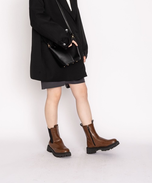 SVEC(シュベック)の「インサイドジップ サイドゴア 厚底ブーツ(ブーツ・レディース・ブラック/ダークブラウン・38/37/35/39/36)」の13枚目の写真