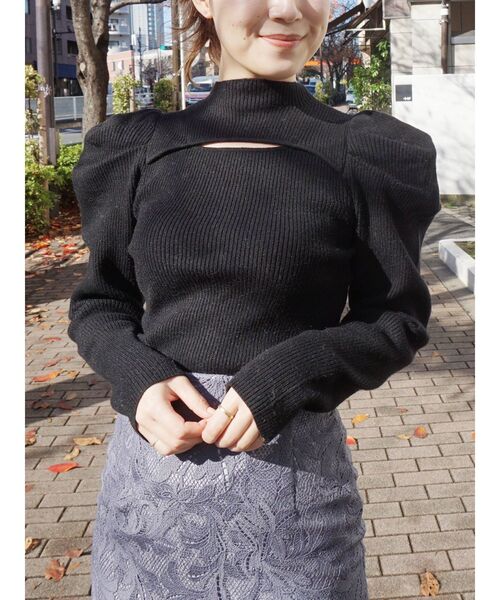 MERCURYDUO（マーキュリーデュオ）の「2WAYパワショルスリットニット（ニット/セーター・レディース・ブラウン/オフホワイト/ブラック/ライトグレー・FREE）」の3枚目の写真