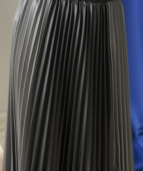 mona Belinda（モナベリンダ）の「切替合皮プリーツスカート（スカート・レディース・グレー/ライトベージュ・FREE）」の12枚目の写真