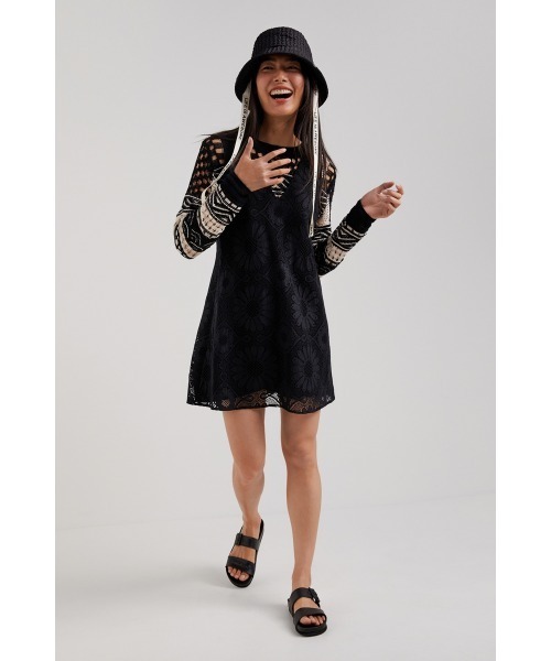Desigual(デシグアル)の「レース ミニワンピース(ワンピース・レディース・ホワイト/ブラック/レッド・S/M/L/XL/XS)」の20枚目の写真