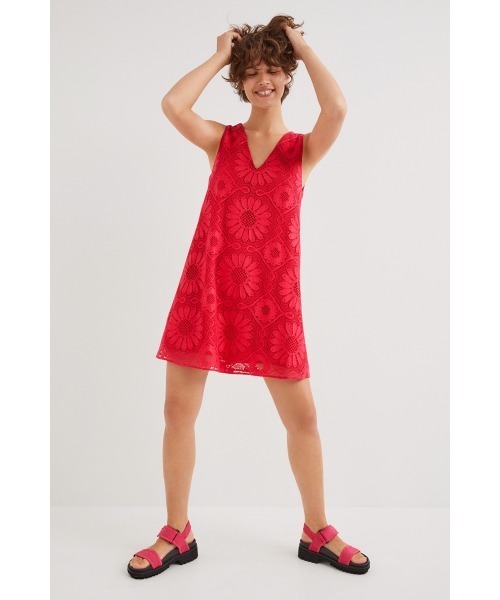 Desigual(デシグアル)の「レース ミニワンピース(ワンピース・レディース・ホワイト/ブラック/レッド・S/M/L/XL/XS)」の14枚目の写真