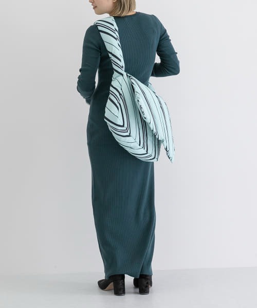 iI（アイ）の「iI　Knit onepiece（ワンピース・レディース・イエロー/オレンジ/グリーン/ボルドー・ONE）」の15枚目の写真