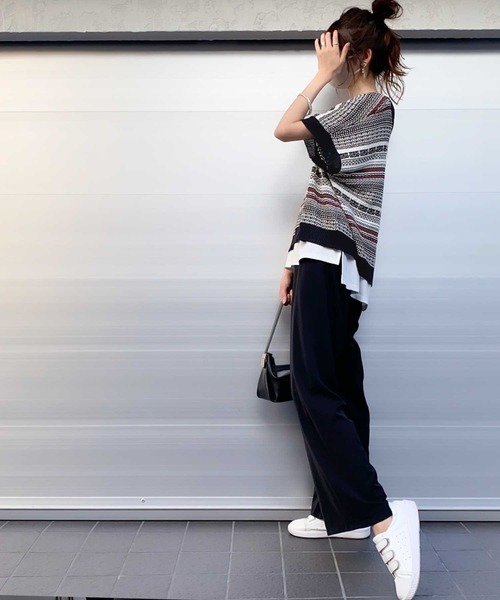 classicalelf(クラシカルエルフ)の「2way変形ジャガードニットマルチボーダープルオーバー(Tシャツ/カットソー・レディース・ベージュ/ブラック/アイボリー・LARGE/MEDIUM/SMALL/X-LARGE)」の13枚目の写真