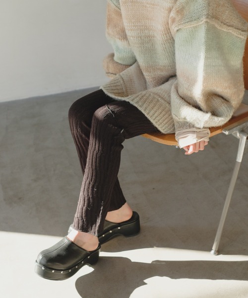 Kastane（カスタネ）の「スタッズサボサンダル（スリッポン・レディース・ブラック/ブラウン/ベージュ・37/39/38）」の14枚目の写真