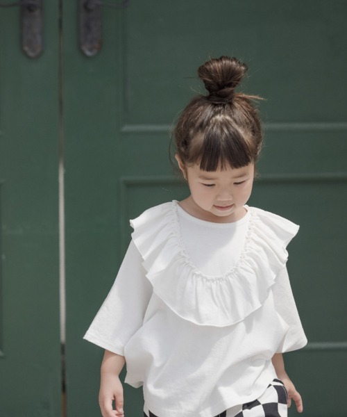 LOWRYS FARM（ローリーズファーム）の「フリル２ＷＡＹプルオーバー　270951（Tシャツ/カットソー・キッズ・アイボリー/ブラック/ブラウン/オフホワイト・110cm/120cm/130cm/140cm/150cm）」の2枚目の写真