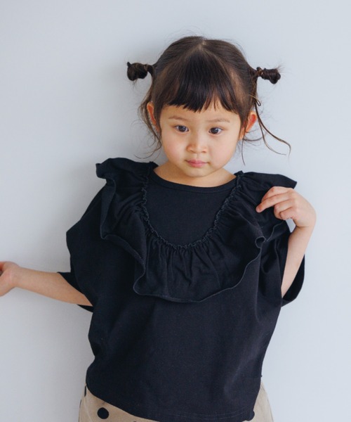 LOWRYS FARM（ローリーズファーム）の「フリル２ＷＡＹプルオーバー　270951（Tシャツ/カットソー・キッズ・アイボリー/ブラック/ブラウン/オフホワイト・110cm/120cm/130cm/140cm/150cm）」の3枚目の写真