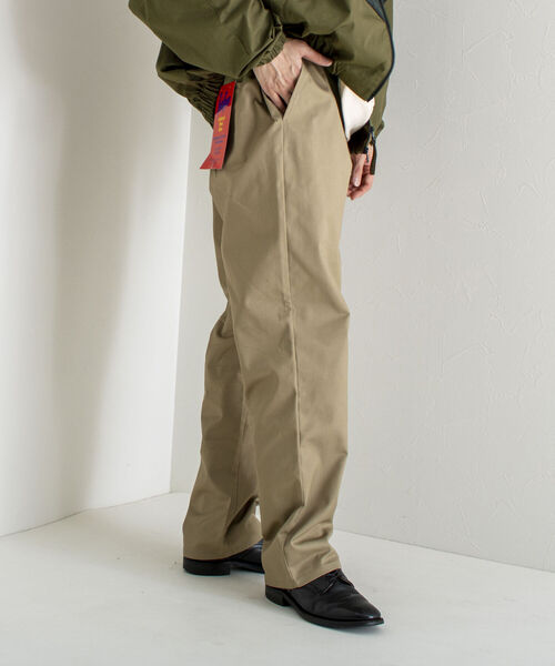 UNIVERSAL OVERALL（ユニバーサルオーバーオール）の「【UNIVERSAL OVERALL/ユニバーサルオーバーオール 】WORKER’S PANTS ワークパンツ（チノパンツ・メンズ・ブラック/ベージュ/ネイビー・MEDIUM）」の15枚目の写真