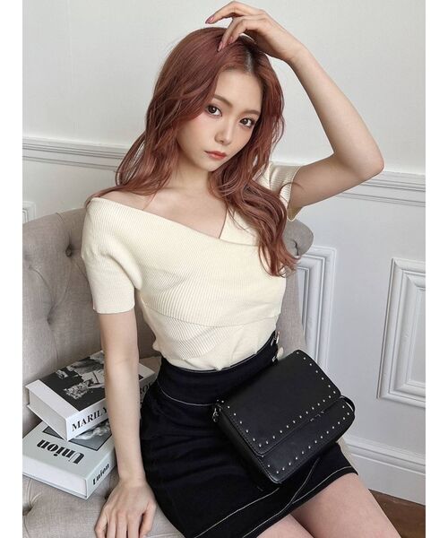 RESEXXY（リゼクシー）の「フロントクロスニットトップス（ニット/セーター・レディース・ブラック/ベージュ/グリーン/アイボリー・FREE）」の10枚目の写真