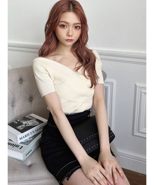 RESEXXY（リゼクシー）の「フロントクロスニットトップス（ニット/セーター・レディース・ブラック/ベージュ/グリーン/アイボリー・FREE）」の11枚目の写真