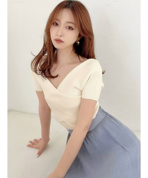 RESEXXY（リゼクシー）の「フロントクロスニットトップス（ニット/セーター・レディース・ブラック/ベージュ/グリーン/アイボリー・FREE）」の21枚目の写真