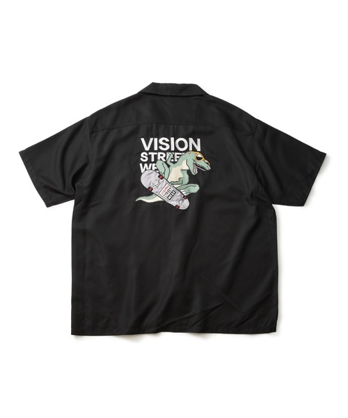 VISION STREET WEAR(ヴィジョンストリートウェア)の「【VISION STREET WEAR/ビジョンストリートウェア】恐竜刺繍 ワンポイントロゴ バックプリント オープンカラーシャツ(シャツ/ブラウス・メンズ・アイボリー/グリーン/ブラック/ブルー・X-LARGE/MEDIUM/LARGE)」の2枚目の写真