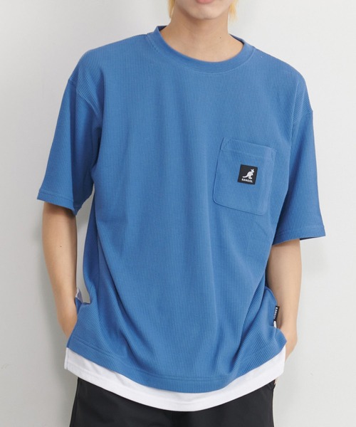 KANGOL（カンゴール）の「別注 WEB限定 KANGOL/カンゴール ワンポイント ロゴ ポケット付 レイヤード ビックシルエット ドロップショルダー ワッフル 半袖 Tシャツ（Tシャツ/カットソー・メンズ・ブルー/グレイッシュベージュ/ブラック/ホワイト・LL/M/L）」の4枚目の写真
