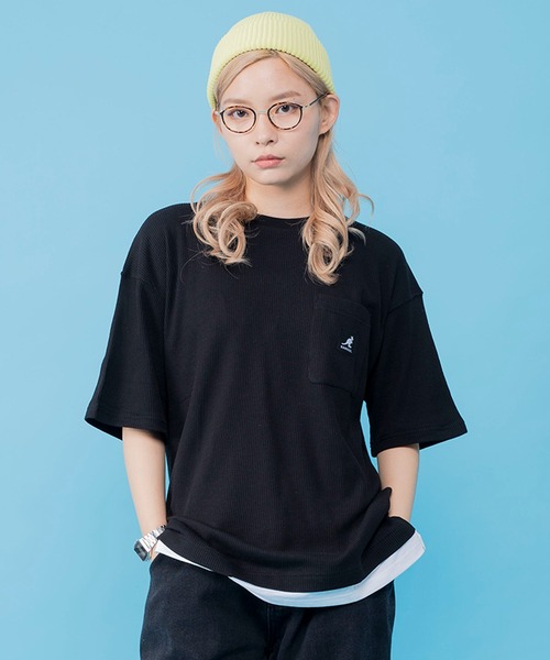 KANGOL（カンゴール）の「別注 WEB限定 KANGOL/カンゴール ワンポイント ロゴ ポケット付 レイヤード ビックシルエット ドロップショルダー ワッフル 半袖 Tシャツ（Tシャツ/カットソー・メンズ・ブルー/グレイッシュベージュ/ブラック/ホワイト・LL/M/L）」の16枚目の写真