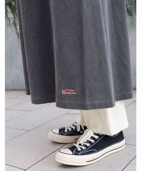 MANASTASH(マナスタッシュ)の「MANASTASH/マナスタッシュ W's PIGMENT FLARE DRESS ウィメンズピグメントフレアワンピース(ワンピース・レディース・ブラック/ベージュ/グリーン・MEDIUM)」の8枚目の写真