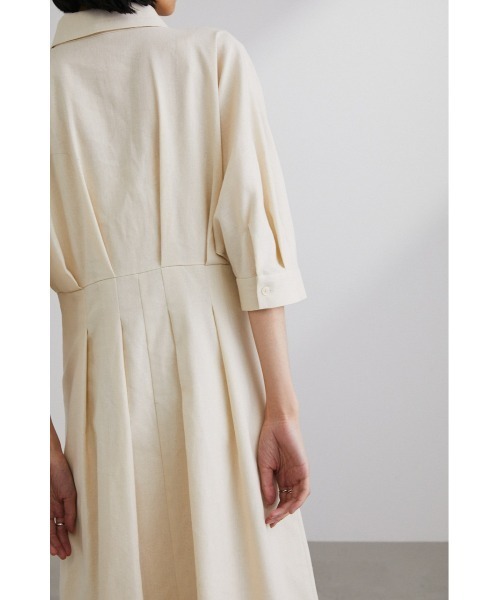 STYLEMIXER(スタイルミキサー)の「リネンタックシャツワンピース(ワンピース・レディース・ライトグリーン/ダークネイビー/ライトベージュ・MEDIUM/SMALL)」の10枚目の写真