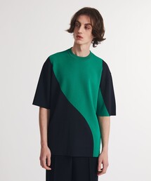 UNITED TOKYO スリムカスケードニット UNITED TOKYO（ユナイテッドトウキョウ）の「スリムカスケードニット