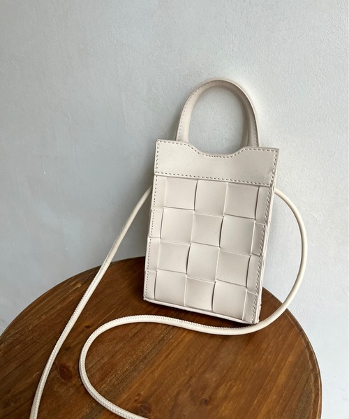 prose verse（プロズヴェール）の「メッシュショルダーミニバッグ（ショルダーバッグ・レディース・ブラウン/オフホワイト/ブラック・ﾌﾘ-）」の2枚目の写真