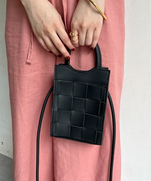 prose verse（プロズヴェール）の「メッシュショルダーミニバッグ（ショルダーバッグ・レディース・ブラウン/オフホワイト/ブラック・ﾌﾘ-）」の3枚目の写真