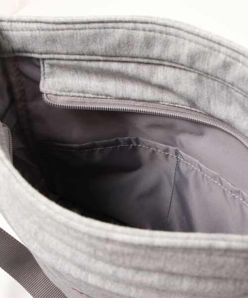 Champion(チャンピオン)の「チャンピオン シャム ショルダーバッグ 63432(ショルダーバッグ・レディース・ブラック/パープル/グレー・FREE)」の9枚目の写真