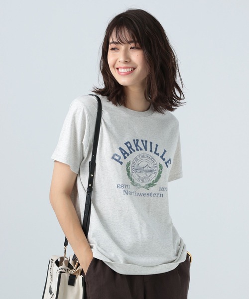 BAYFLOW(ベイフロー)の「アソートカレッジロゴT(Tシャツ/カットソー・レディース・ネイビー/グリーン/アイボリー・FREE)」の2枚目の写真