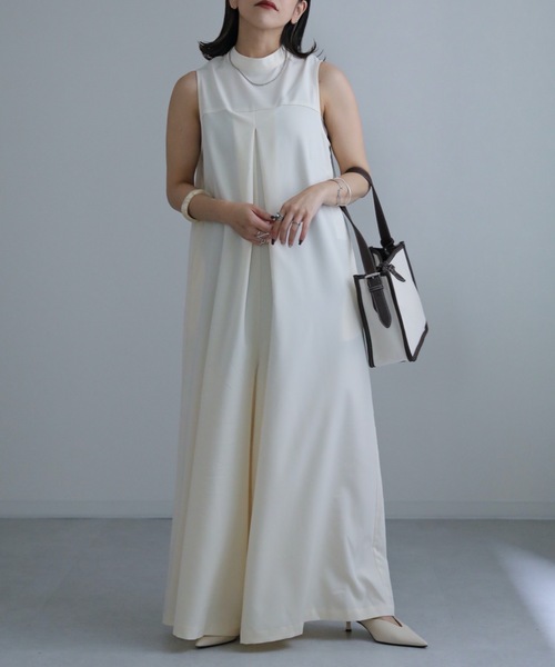 ap retro（アプレトロ）の「タックオールインワン（つなぎ/オールインワン・レディース・ブラウン/オフホワイト/ブラック・FREE）」の12枚目の写真