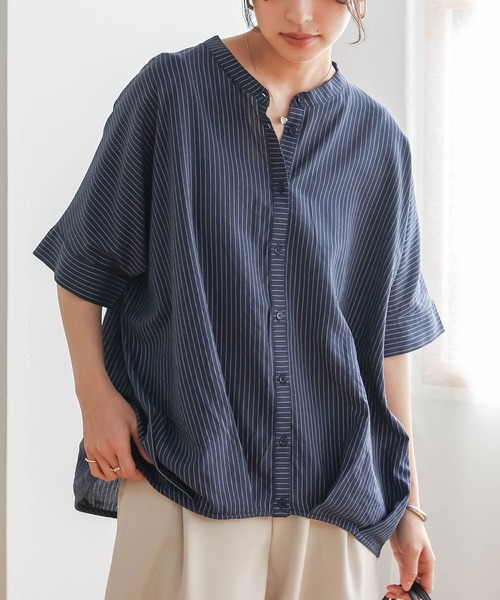 n'OrLABEL(ノアールレーベル)の「『バンドカラー裾タックシャツ』(シャツ/ブラウス・レディース・ブラック/オフホワイト/ミント/ネイビー/ベージュ・FREE)」の1枚目の写真