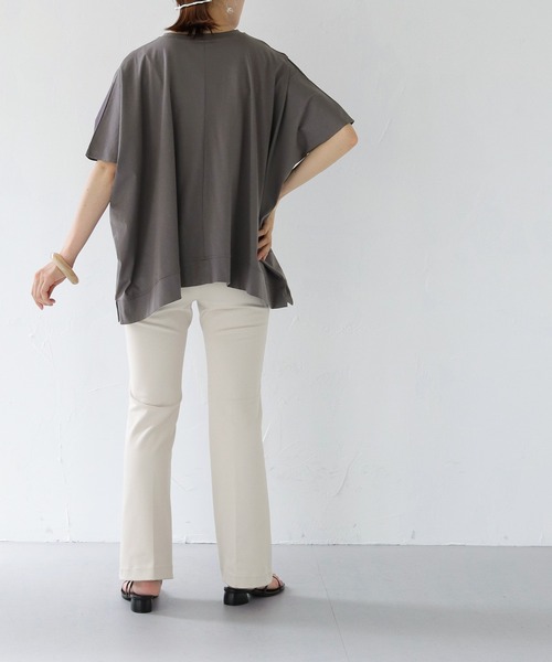 HER CLOSET(ハークローゼット)の「【shemoshelly】シルケットポンチョライクカットソーTシャツ(Tシャツ/カットソー・レディース・オフホワイト/ブラック/チャコールグレー/グレイッシュベージュ・M)」の11枚目の写真