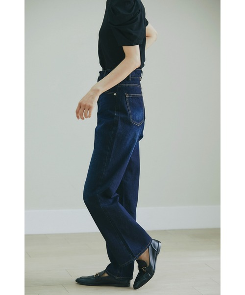 &. NOSTALGIA（アンドドットノスタルジア）の「フレアデニムパンツ（デニムパンツ・レディース・インディゴブルー/ダークインディゴブルー・FREE）」の22枚目の写真