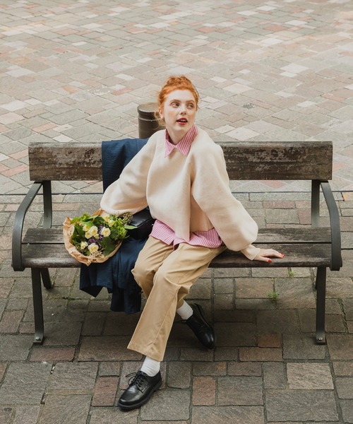 BONLECILL（ボンルシール）の「ラグランボリュームスリーブ クロップドニットプルオーバー（ニット/セーター・レディース・パープル/レッド/モスグリーン/アイボリー/ブラック/ブルー/ブラウン/ブラック系1・FREE）」の10枚目の写真