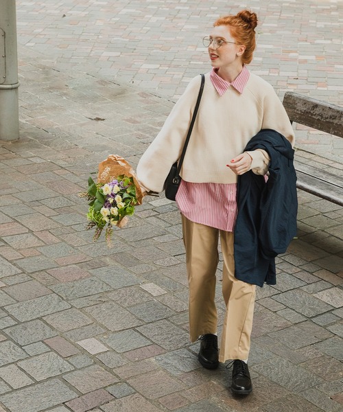 BONLECILL（ボンルシール）の「ラグランボリュームスリーブ クロップドニットプルオーバー（ニット/セーター・レディース・パープル/レッド/モスグリーン/アイボリー/ブラック/ブルー/ブラウン/ブラック系1・FREE）」の16枚目の写真