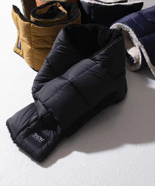 TAION（タイオン）の「【TAION/タイオン】GLOSTER別注 ボアリバーシブルマフラー ダウンマフラー（マフラー・メンズ・ホワイト/ブラック/ネイビー/イエロー/オレンジ・FREE）」の10枚目の写真