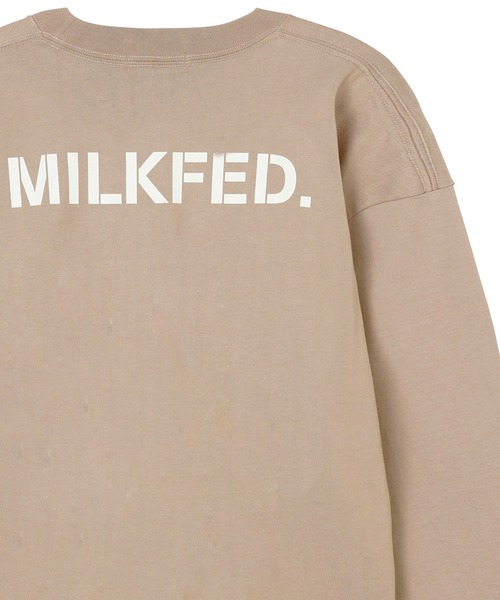 MILKFED.（ミルクフェド）の「BASIC STENCIL WIDE L/S TEE（Tシャツ/カットソー・レディース・ライトピンク/ベージュ/オフホワイト/ブラック/ライトグレー/ライトブルー/ホワイト・S/M/L/XL）」の22枚目の写真