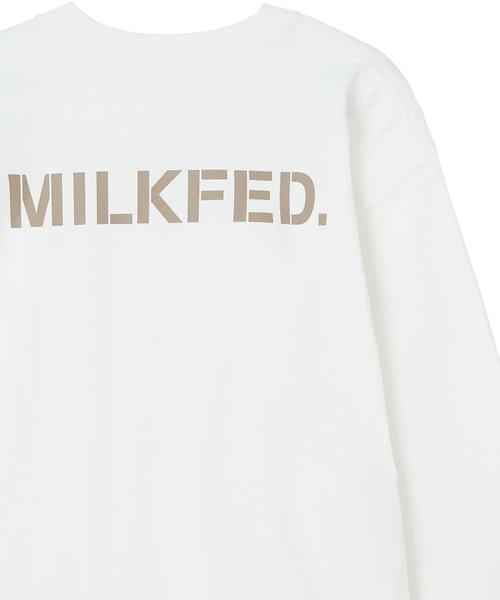 MILKFED.（ミルクフェド）の「BASIC STENCIL WIDE L/S TEE（Tシャツ/カットソー・レディース・ライトピンク/ベージュ/オフホワイト/ブラック/ライトグレー/ライトブルー/ホワイト・S/M/L/XL）」の19枚目の写真
