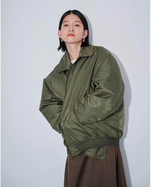 green label relaxing（グリーンレーベルリラクシング）の「【WEB限定】＜GLR or＞パテッド オーバー ジャケット -ユニセックス-（ミリタリージャケット・メンズ・オリーブ/ブラック・S/M/L）」の5枚目の写真