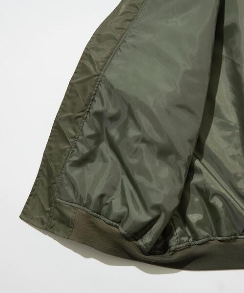 green label relaxing（グリーンレーベルリラクシング）の「【WEB限定】＜GLR or＞パテッド オーバー ジャケット -ユニセックス-（ミリタリージャケット・メンズ・オリーブ/ブラック・S/M/L）」の18枚目の写真