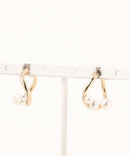 LOWRYS FARM（ローリーズファーム）の「ｇｏｏｄ－ｆｉｔイヤリング　165496（イヤリング・レディース・ゴールド系その他/ゴールド系その他2/ゴールド系その他3/その他2/その他1・FREE）」の8枚目の写真