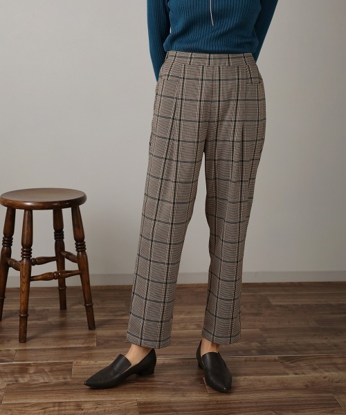 Bou Jeloud(ブージュルード)の「TRタックテーパードパンツ(その他パンツ・レディース・ブラウン/ベージュ・38)」の10枚目の写真